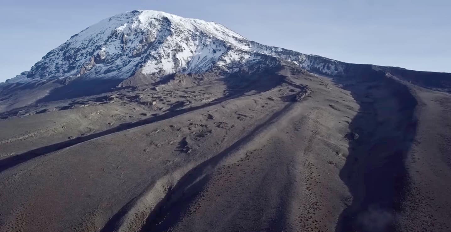 monte Kilimanjaro africa colombia corre colombiano