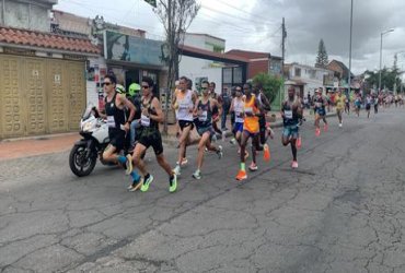 Marruecos y Kenia logran el título de la Media Maratón de Bogotá 2023